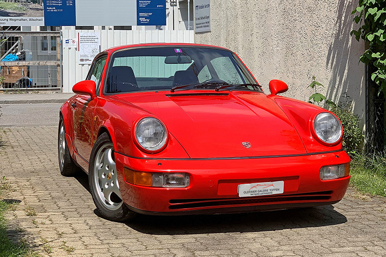 Porsche 911 Carrera 4_09